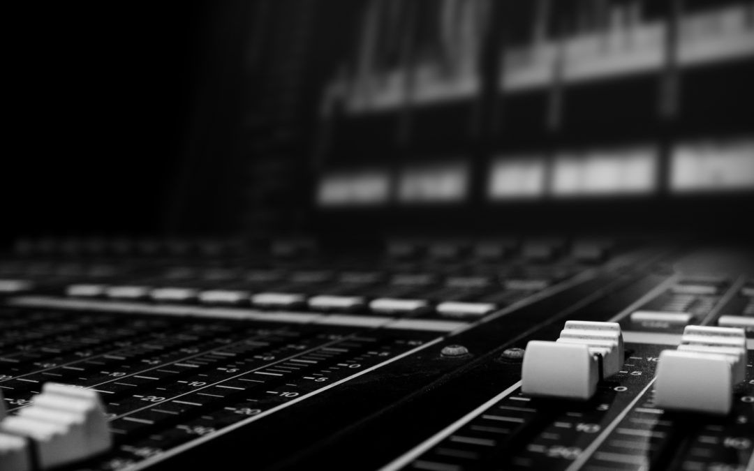 ¿Qué es la postproducción de audio para vídeo?